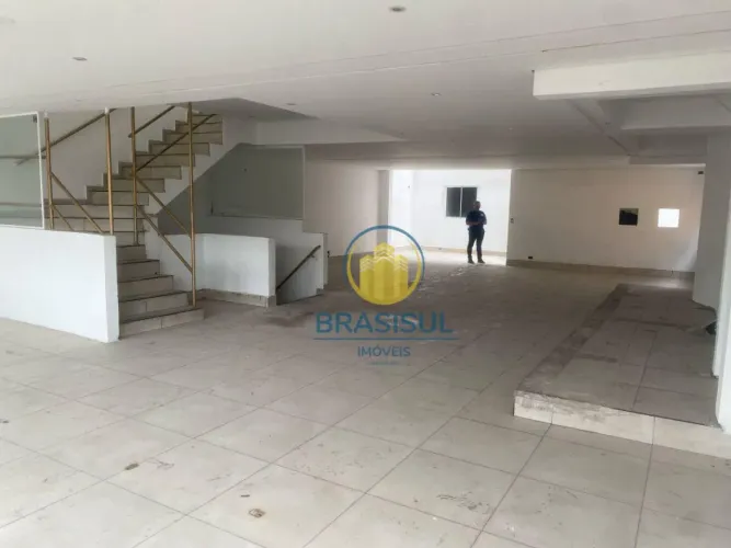 Salão superior para locação no jd. São Luiz com 500m