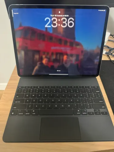 iPad Air 13 128gb M4 com Teclado Magic Keyboard para iPad Air 13