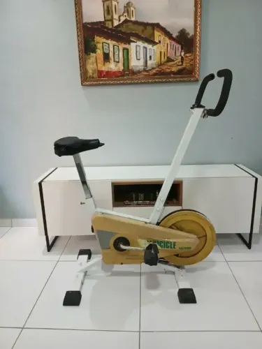 Bicicleta ergometrica caloi