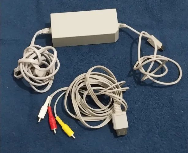 Bateria e Cabo AV Nintendo Wii