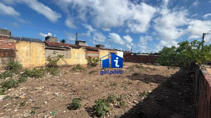 Terreno com 830 m² próximo ao Novo Atacarejo do Janga em Paulista - PE