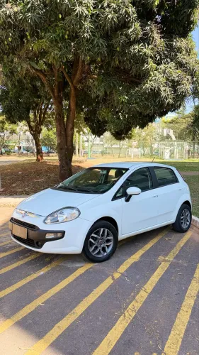 Fiat Punto Attractive 1.4 Fire Flex 8V 5P 2017