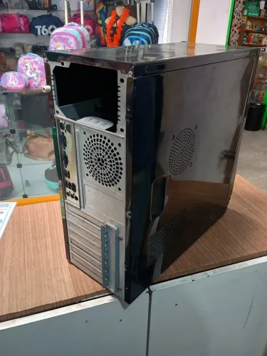 Gabinete de computador 