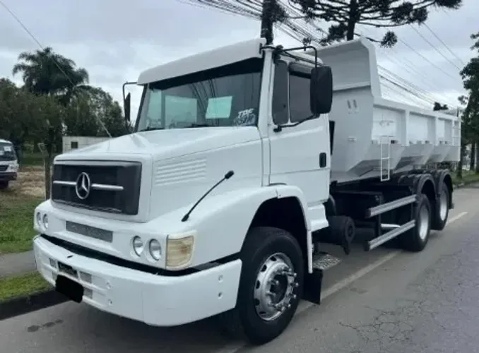 L-1620 6x2 2011 caçamba