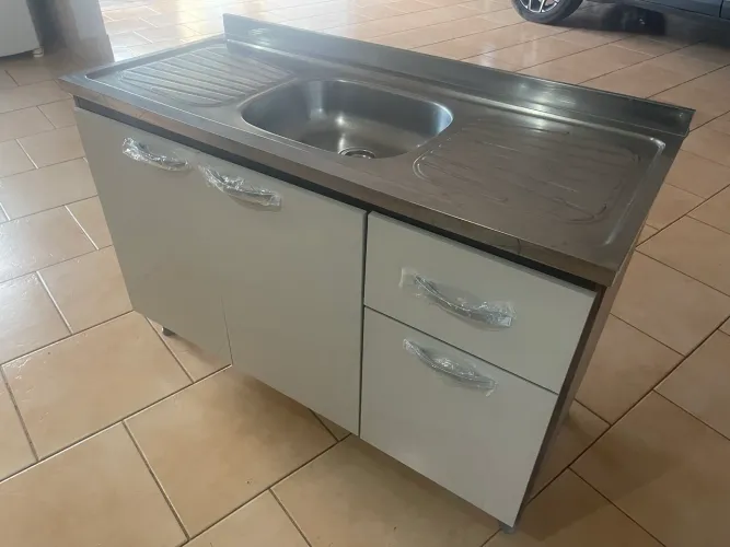 Pia de cozinha com Entrega
