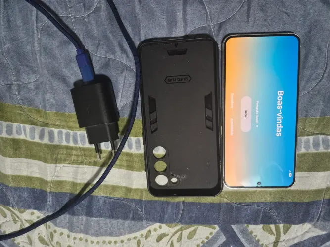 Celular S 23+