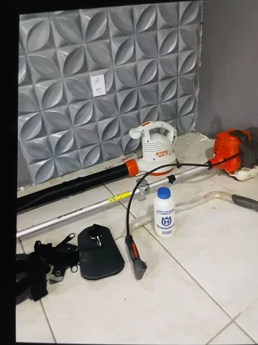 Roçadeira Husqvarna soprador STIHL bomba de veneno