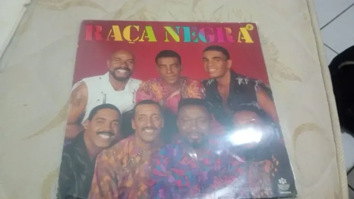 Raça Negra Vinil Usado em ótimo Estado.