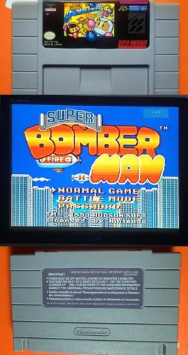 Adquira os 5 cartuchos do Super Bomberman