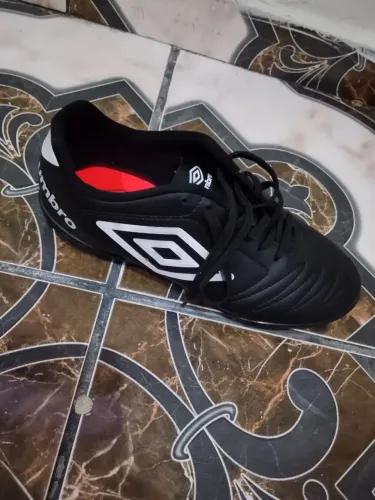 Vendo chuteira socyete número 41 nova