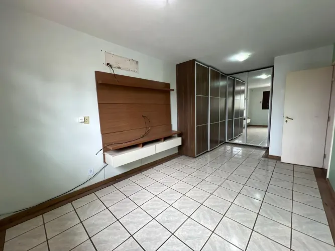 Sobrado à Venda - Jardim América | Goiânia - GO