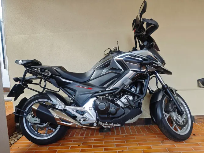 Honda NC750X 2017 - Unico dono - Completíssima!