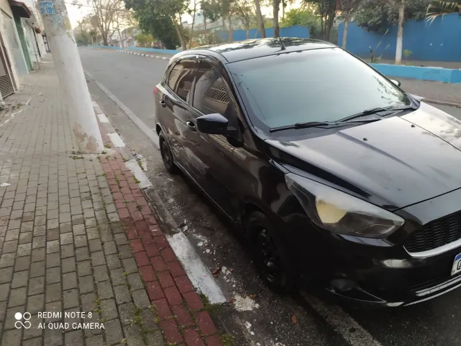Ford Ka carro de leilão