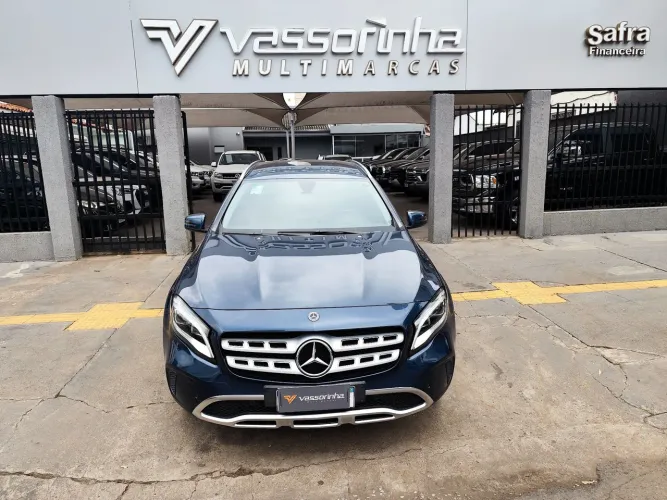 Mercedes-Benz GLA 200 Adv. 1.6/1.6 TB 16V Flex Aut. 2020