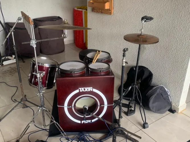 Tajon bateria