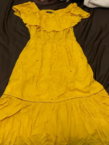 Vestido mâmo amarelo mostarda