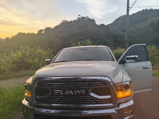 Ram 2500 Laramie 6.7 TDI CD 4X4 Diesel 2018