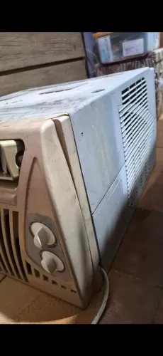 Ar condicionado 7500 btu - 220w