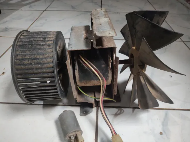 VENTILADOR DE AR-CONDICIONADO