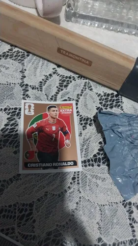 Figurinha da copa 2026 cr7 original de bronze nova pronta para venda linda nova ótima gool