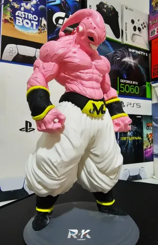 MAJIN BOO À VENDA!
