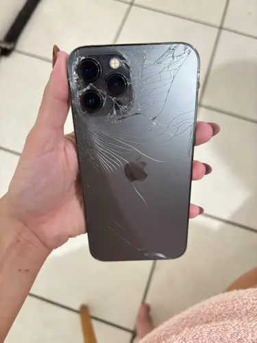 iPhone 12 Pro Max 128gb - tela traseira trincada