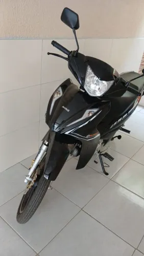 Avelloz AZ1 125cc