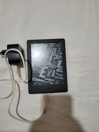 Kindle Amazon 8a Geração - Seu Próximo Livro a um Toque!