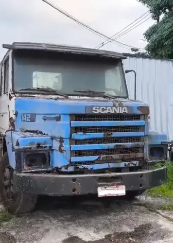VENDO CAMINHÃO SCANIA TRUCADO 142, ANO 1986