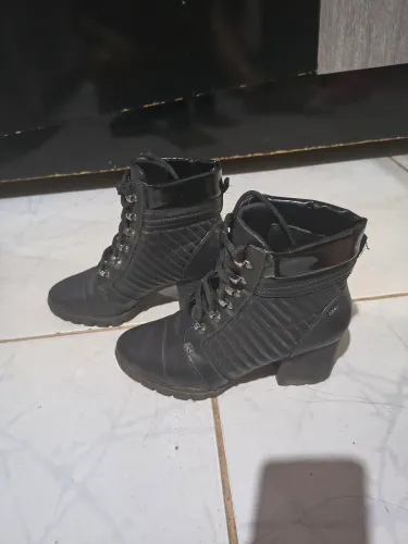 Bota coturno 