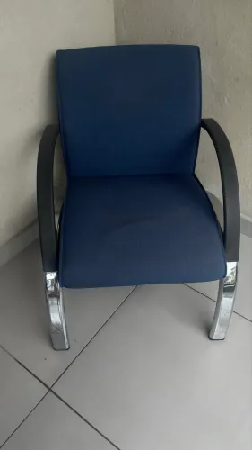 03 Poltronas fixas para escritório 