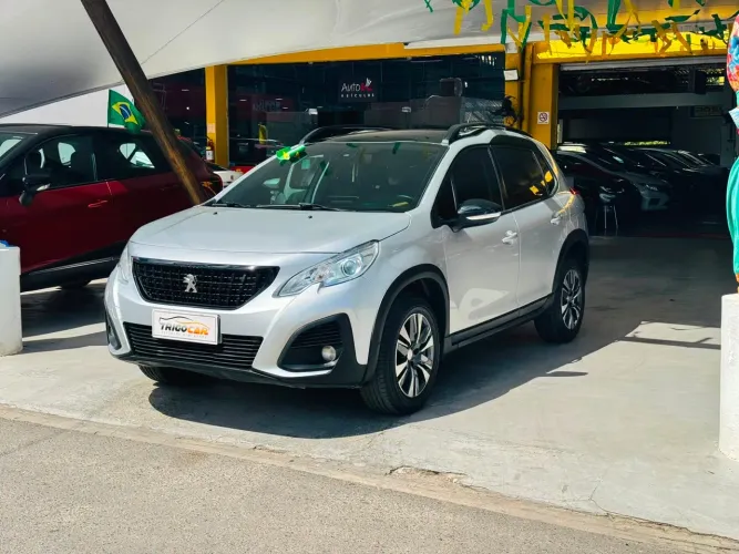 Peugeot 2008 Griffe 1.6 Flex 16V 5P Aut. 2020