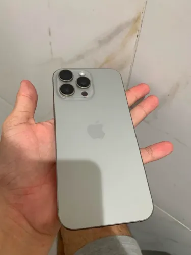 IPHONE 16 PRO MAX 256gb a venda (5.199,00) pra negócio
