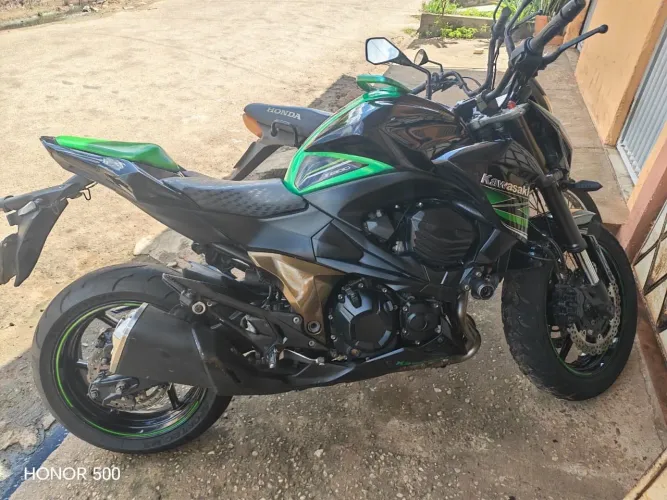 Vendo Kawasaki Z-800