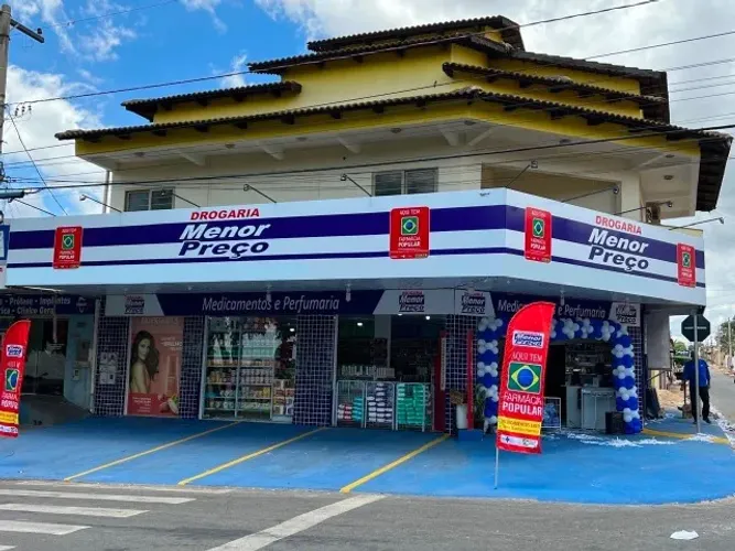 Vendo Drogaria completa em Ap. De Goiânia faturamento até 200 mil/mes