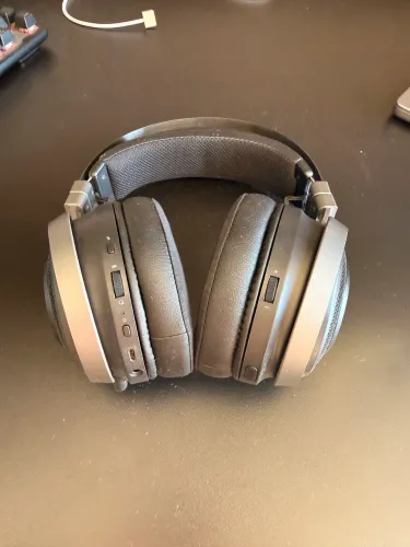 Headset Razer Nari Ultimate