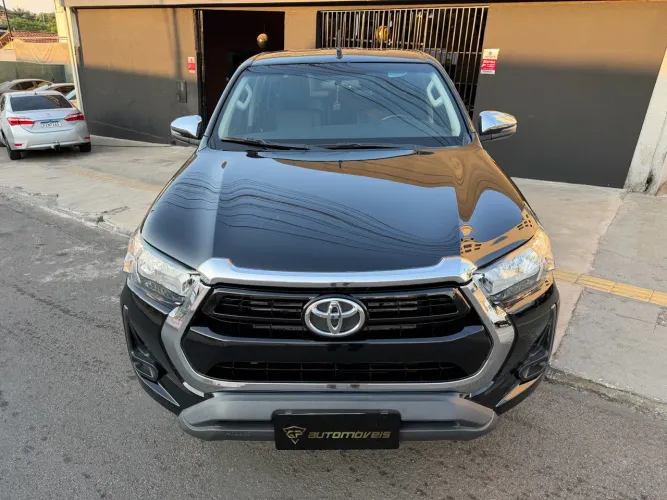 Toyota Hilux CD SRV 4X4 2.8 TDI Diesel Aut. 2021