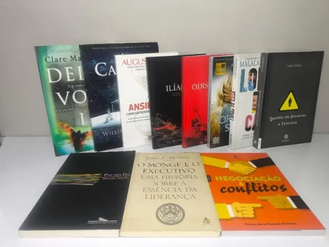 Lote com 17 Livros - Diversos Títulos e Autores | Seminovos