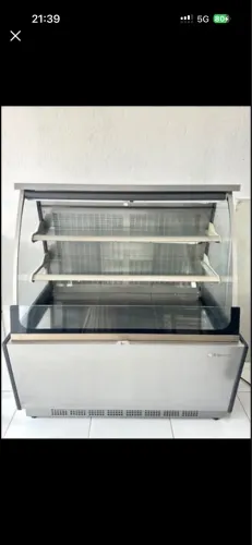 Vitrine refrigerada SEMI NOVA! MENOR VALOR