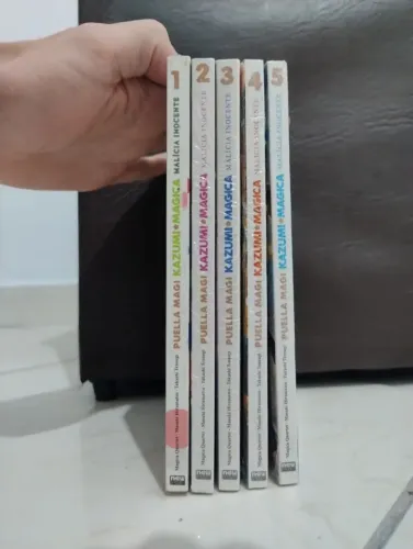 Kazumi Mágica - Malícia Inocente Vol. 1-5