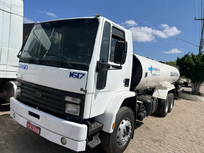 Ford cargo 1617