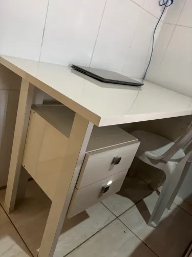 Mesa a venda