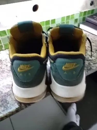 Tênis Nike Air Max excee