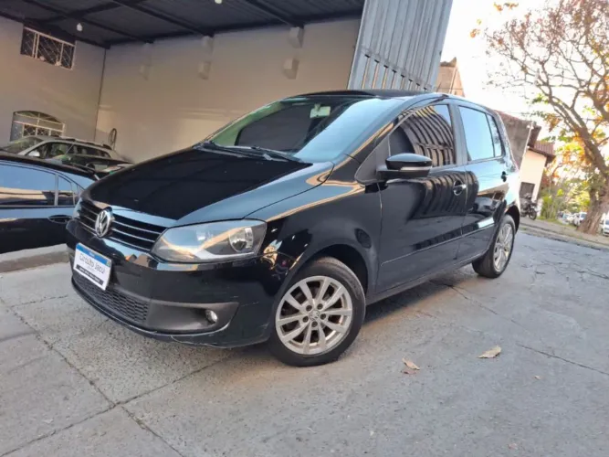 Volkswagen Fox 1.0 MI Total Flex 8V 5P 2014