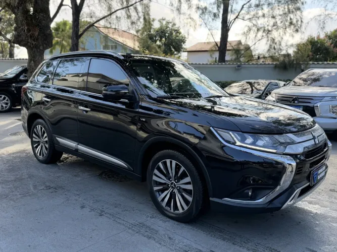 Mitsubishi Outlander HPE-S 3.0 V6 4X4 5P Aut. 2019
