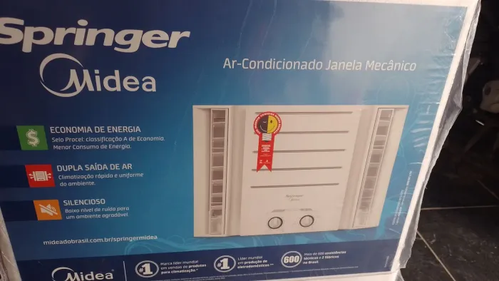Vendo ar condicionado de janela 7.500btus 110v marca Springer aceito cartão