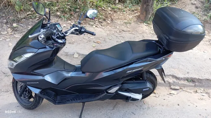 VENDE-SE MOTO 