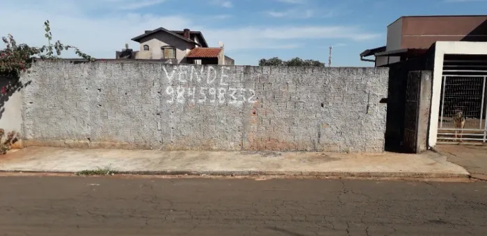 Terreno no bellevile próximo ao super mercado assai saul elkind 200m2