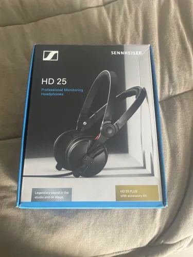 Caixa e acessórios FONE SENNHEISER HD-25