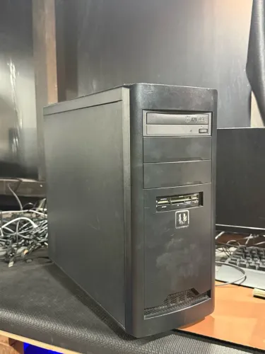 PC GAMER COMPLETO - GTX 1050 + MONITOR LG 23